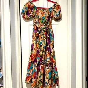 Midi Length Puff Sleeve Dress Floral Tropical Pattern- NWOT